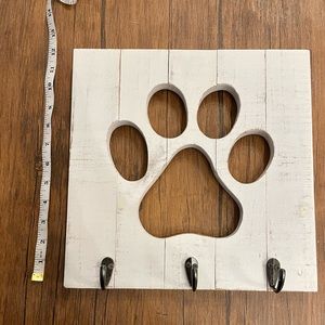 Pawprint Wall Decor with Hooks